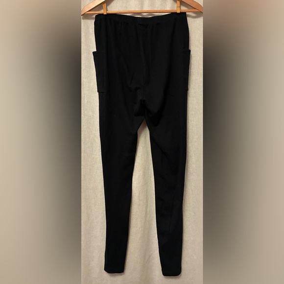 Fair Indigo Organic 100% Cotton Leggings with Pockets - Picture 2 of 4